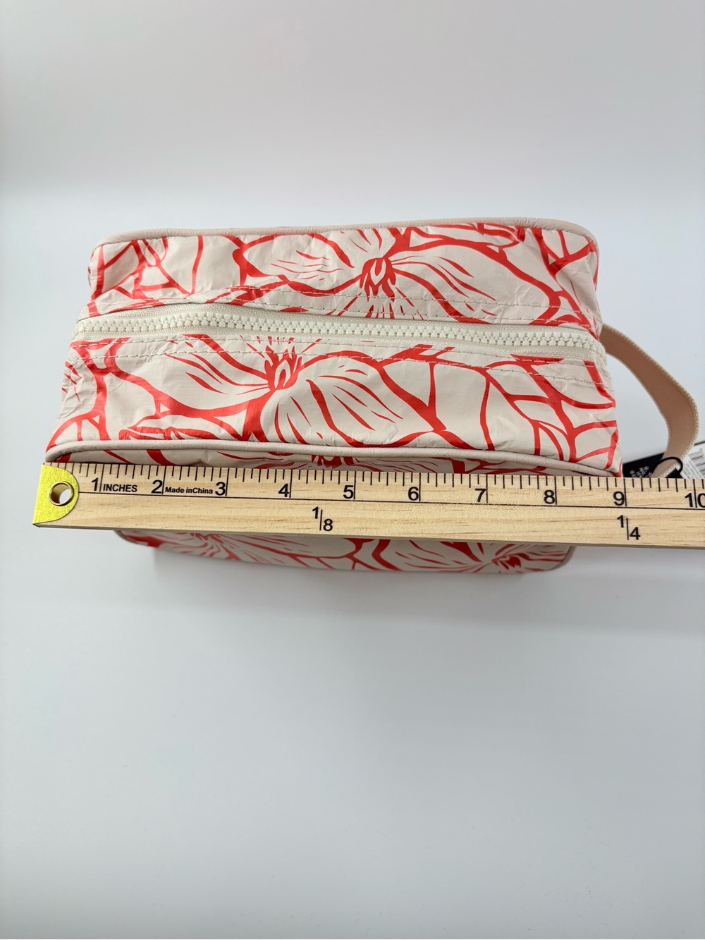 Aloha Collection Splash Proof Dopp Kit Backyard Cabin Crew Red Tan Travel Bags - Picture 5 of 15